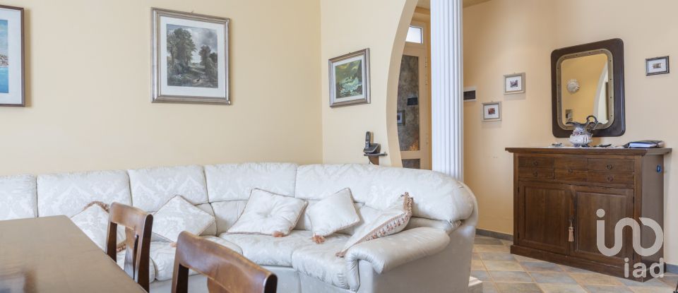 Apartment 8 rooms of 164 m² in Osimo (60027)