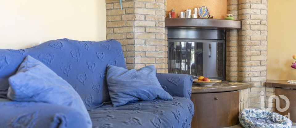 Apartment 8 rooms of 164 m² in Osimo (60027)