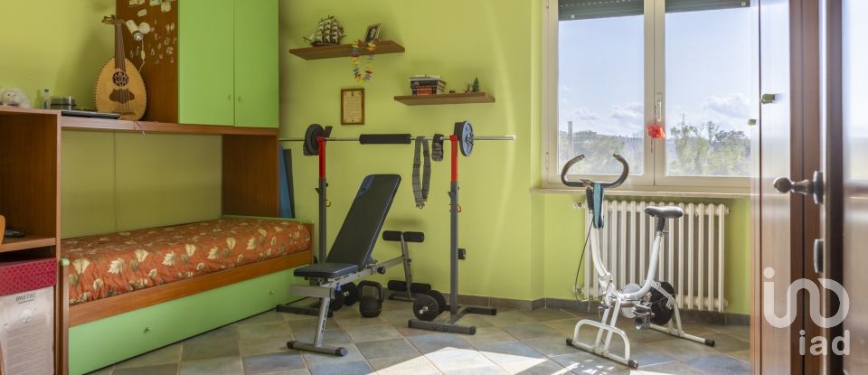 Apartment 8 rooms of 164 m² in Osimo (60027)