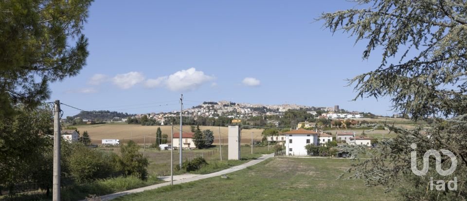 Apartment 8 rooms of 164 m² in Osimo (60027)