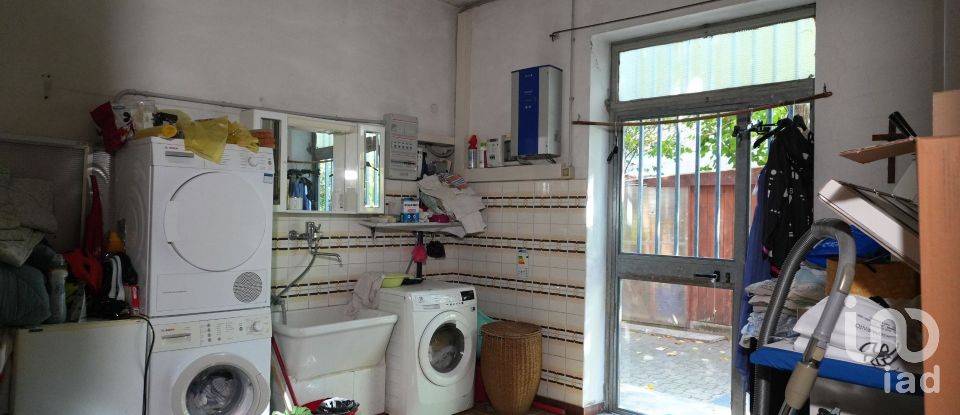 Farm 10 rooms of 269 m² in Carpi (41012)