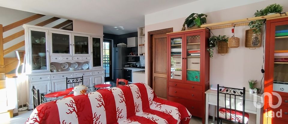 Traditional house 3 rooms of 90 m² in Premeno (28818)