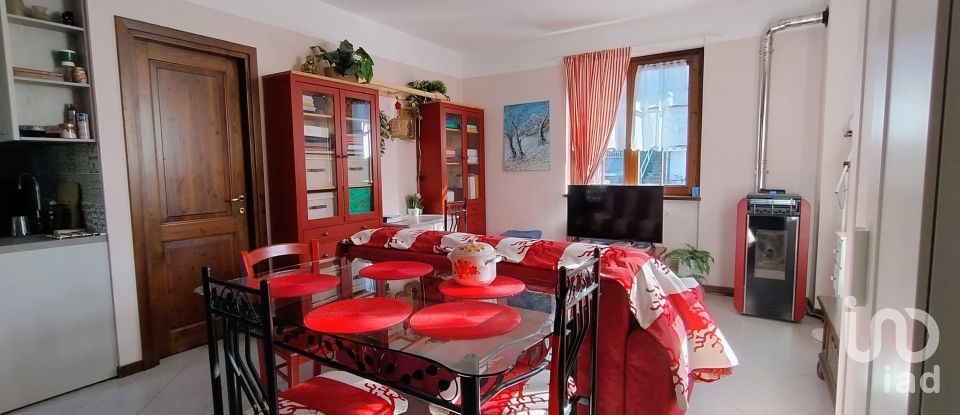 Traditional house 3 rooms of 90 m² in Premeno (28818)