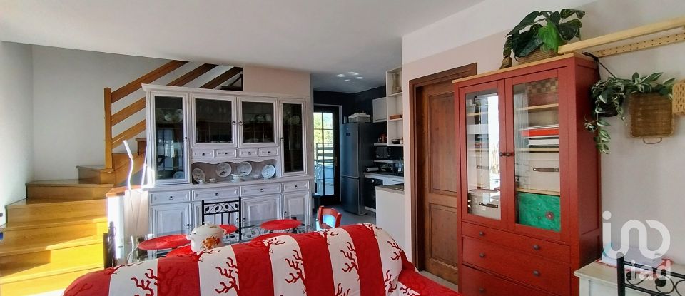 Traditional house 3 rooms of 90 m² in Premeno (28818)