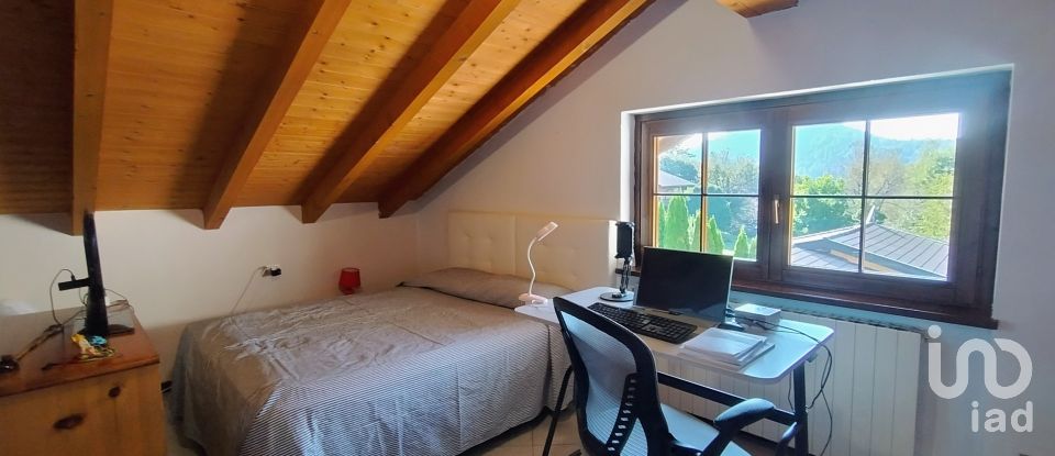 Traditional house 3 rooms of 90 m² in Premeno (28818)