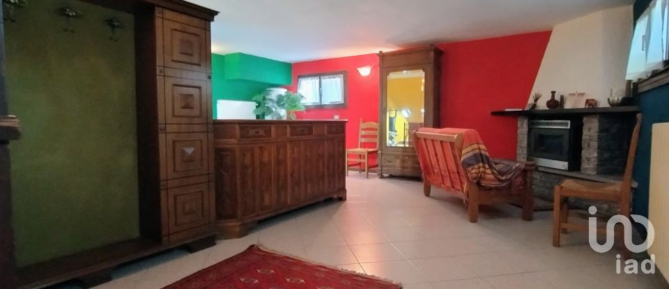 Traditional house 3 rooms of 90 m² in Premeno (28818)