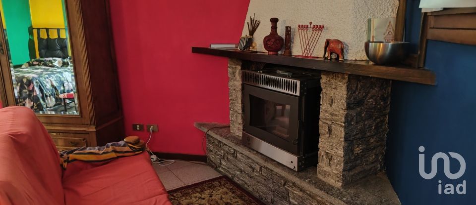 Traditional house 3 rooms of 90 m² in Premeno (28818)