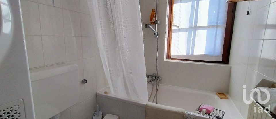 Traditional house 3 rooms of 90 m² in Premeno (28818)