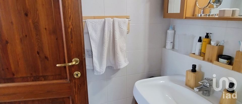 Traditional house 3 rooms of 90 m² in Premeno (28818)