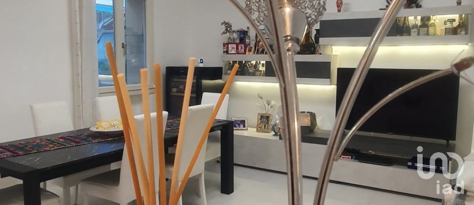 Villa a schiera 8 locali di 183 m² in Chiavari (16043)