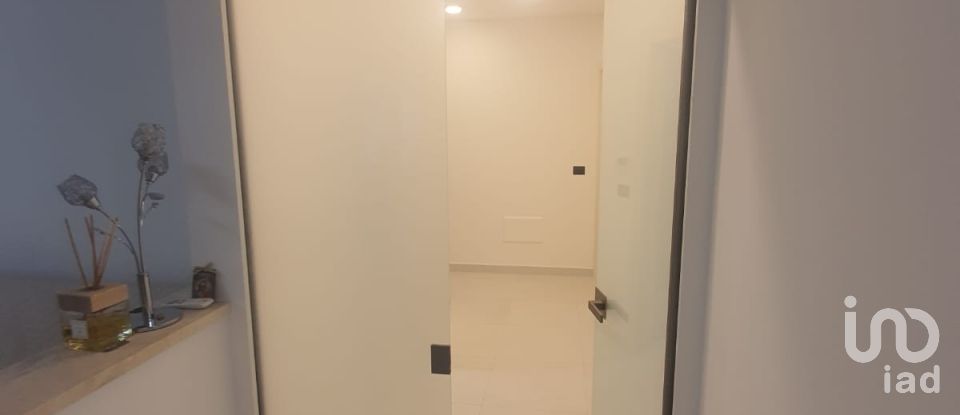 Villa a schiera 8 locali di 183 m² in Chiavari (16043)