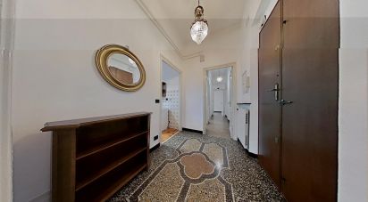 Three-room apartment of 97 m² in Genova (16137)