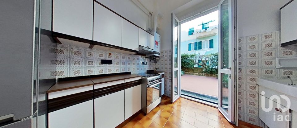 Trilocale di 97 m² a Genova (16137)