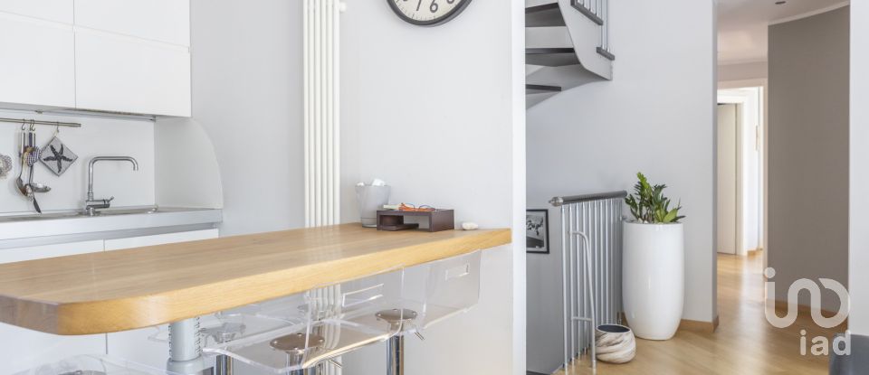 Four-room apartment of 127 m² in Osimo (60027)