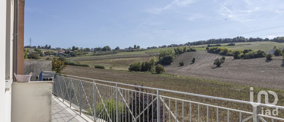 Four-room apartment of 127 m² in Osimo (60027)