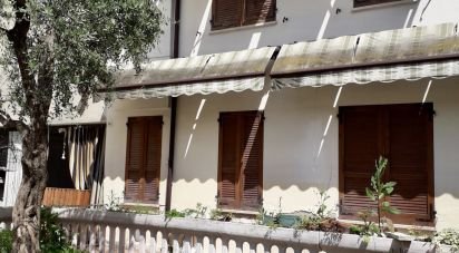 Traditional house 8 rooms of 179 m² in Poggio Rusco (46025)