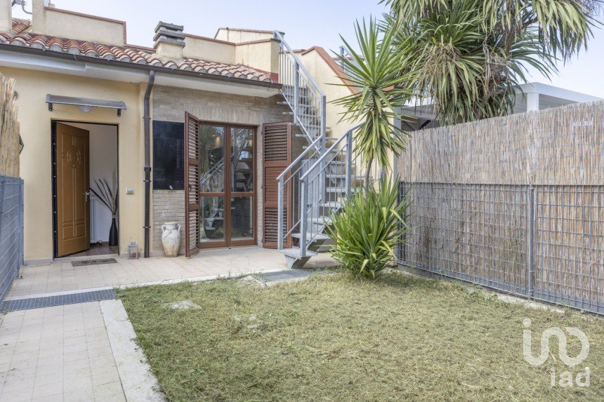 Two-room apartment of 44 m² in Falconara Marittima (60015)