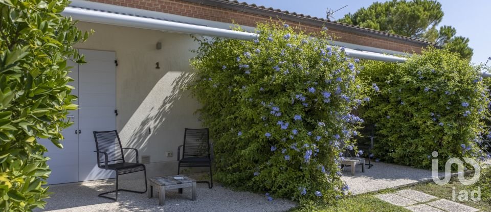 Casa indipendente 18 locali di 600 m² in Ancona (60129)