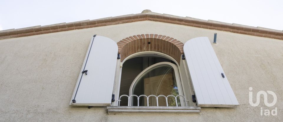 Casa indipendente 18 locali di 600 m² in Ancona (60129)