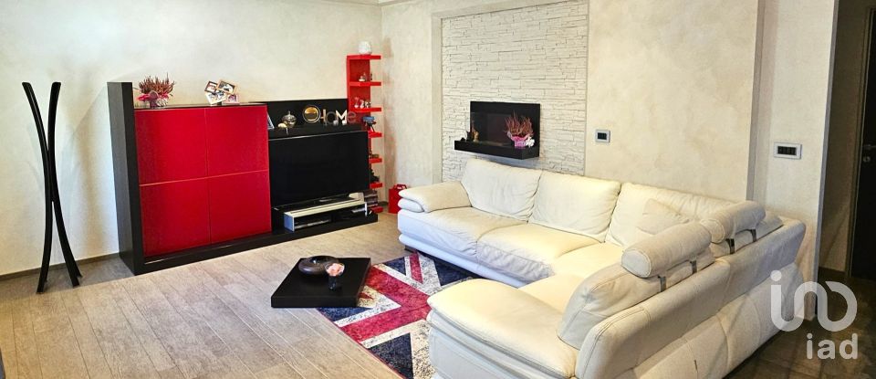 Villa a schiera 7 locali di 138 m² in Spotorno (17028)