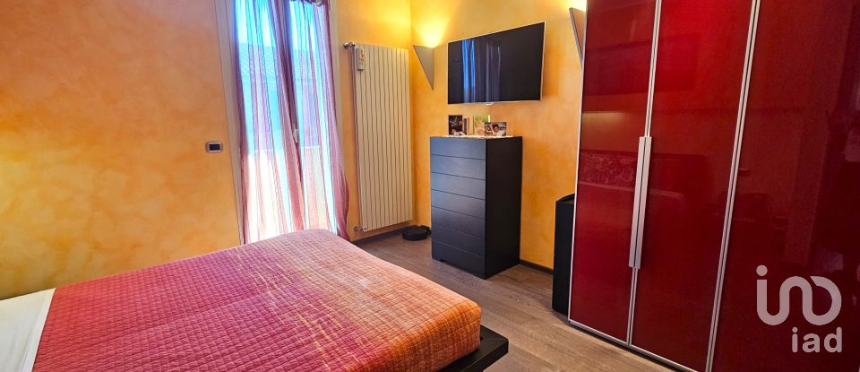 Villa a schiera 7 locali di 138 m² in Spotorno (17028)