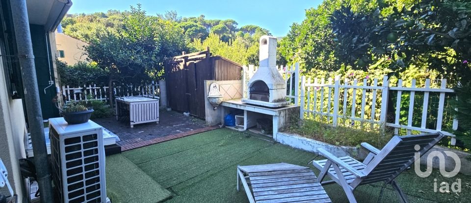 Villa a schiera 7 locali di 138 m² in Spotorno (17028)