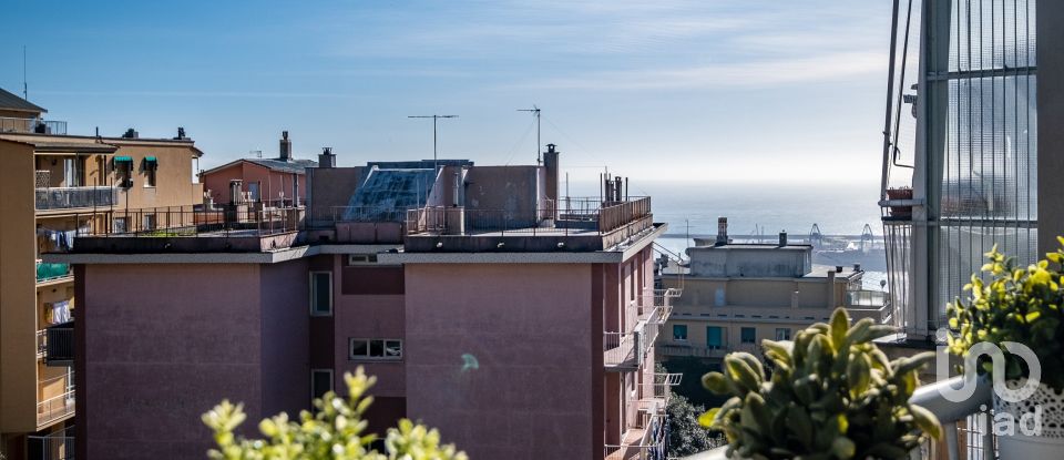 Apartment 6 rooms of 87 m² in Genova (16134)