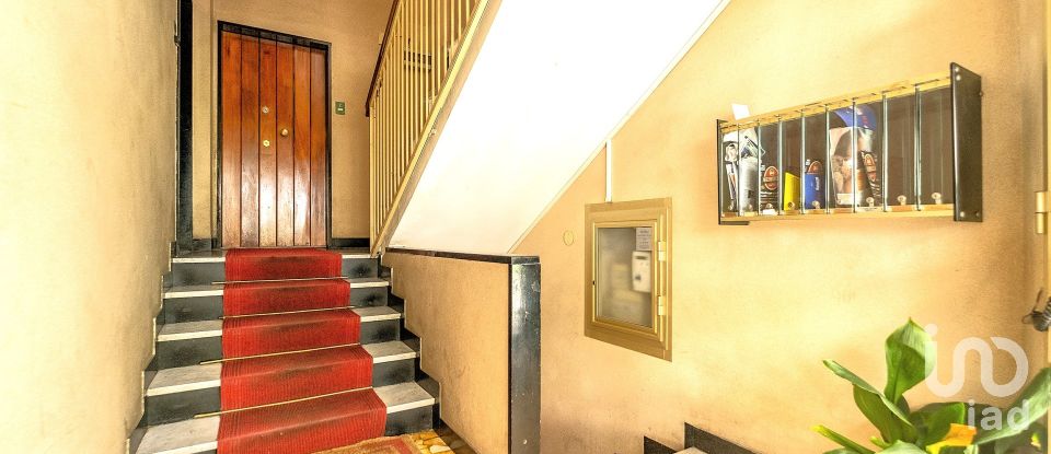 Apartment 6 rooms of 87 m² in Genova (16134)