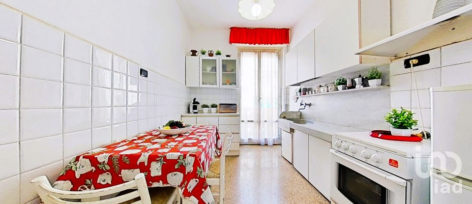 Apartment 6 rooms of 87 m² in Genova (16134)