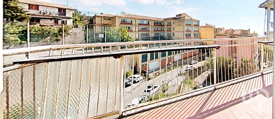 Apartment 6 rooms of 87 m² in Genova (16134)