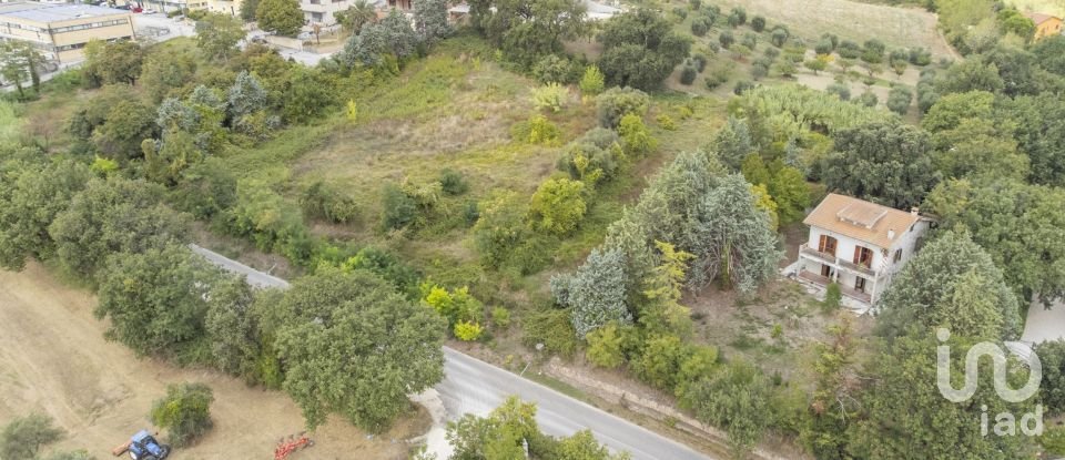 Casa indipendente / Villa 9 locali di 200 m² in Filottrano (60024)