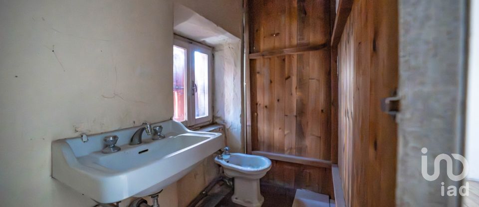 Rustico 6 locali di 112 m² in Grezzana (37023)