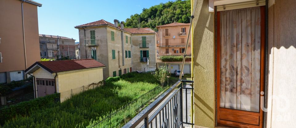 Quadrilocale di 90 m² a Cengio (17056)