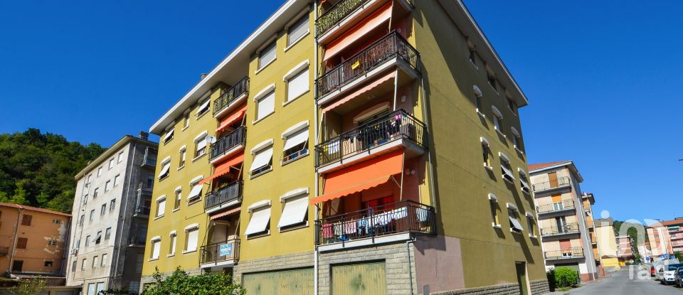 Quadrilocale di 90 m² a Cengio (17056)