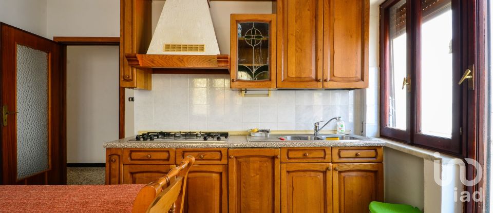 House 7 rooms of 140 m² in Millesimo (17017)