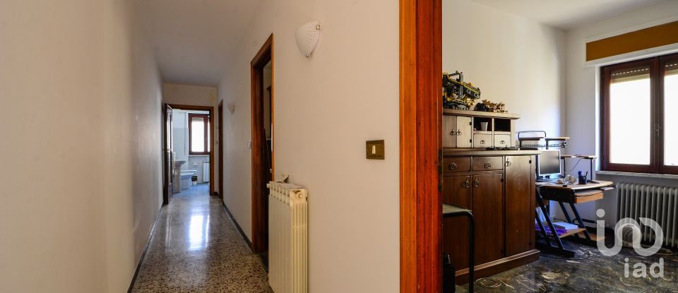 House 7 rooms of 140 m² in Millesimo (17017)