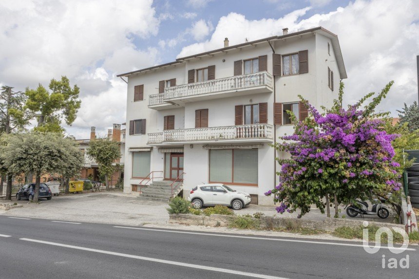 Appartamento 9 locali di 250 m² a Filottrano (60024)