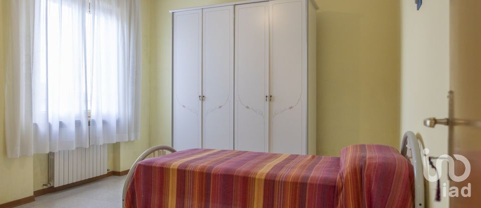 Appartamento 9 locali di 250 m² a Filottrano (60024)