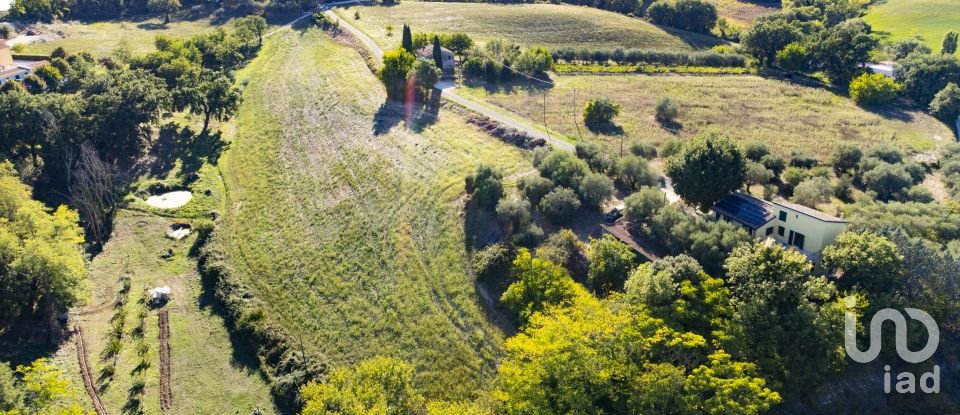 Casa indipendente 9 locali di 200 m² in Appignano (62010)