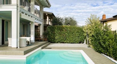 Casale 8 locali di 260 m² in Polpenazze del Garda (25080)