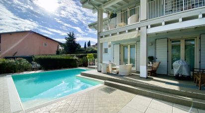 Casale 8 locali di 260 m² in Polpenazze del Garda (25080)