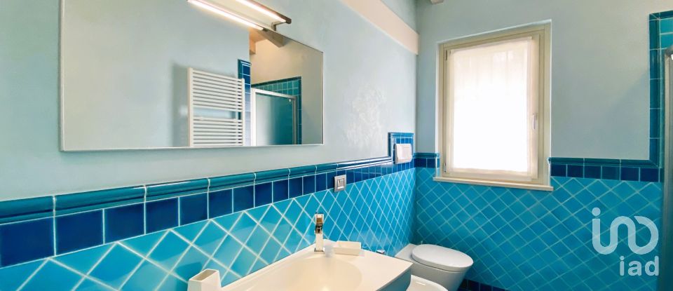 Casale 8 locali di 260 m² in Polpenazze del Garda (25080)