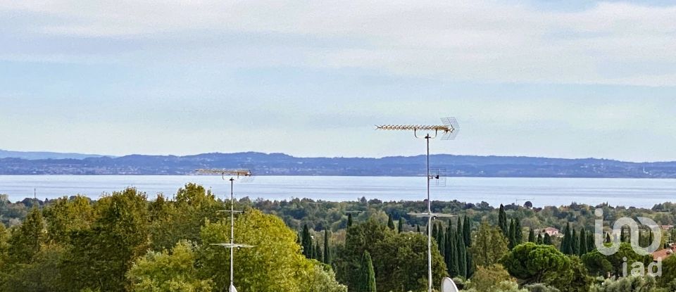 Casale 8 locali di 260 m² in Polpenazze del Garda (25080)