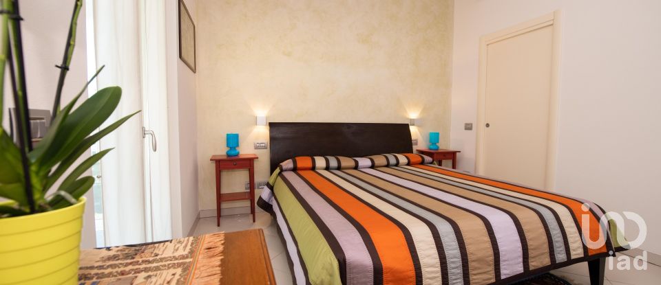 Casale 8 locali di 260 m² in Polpenazze del Garda (25080)