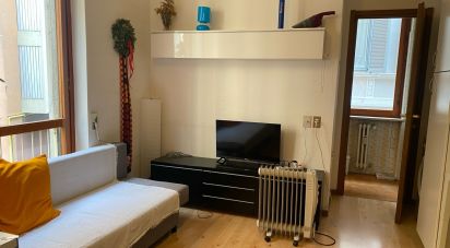 Two-room apartment of 30 m² in Milano (20136)
