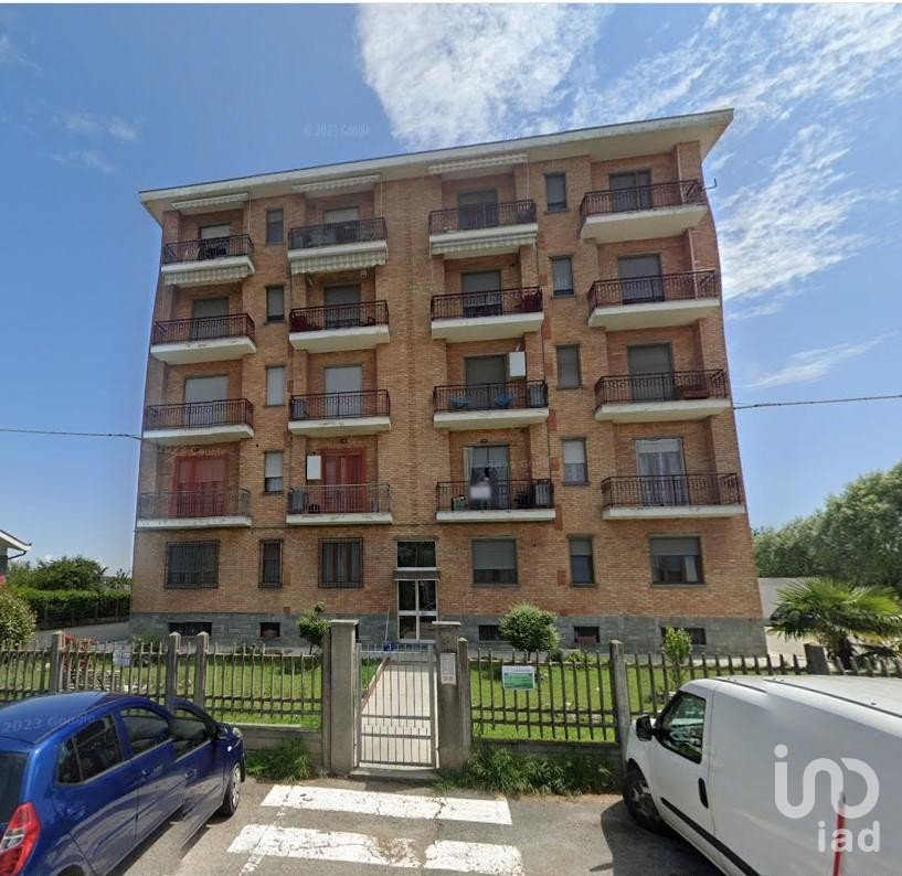 Three-room apartment of 93 m² in Airasca (10060)