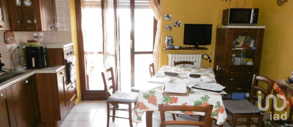 Three-room apartment of 93 m² in Airasca (10060)