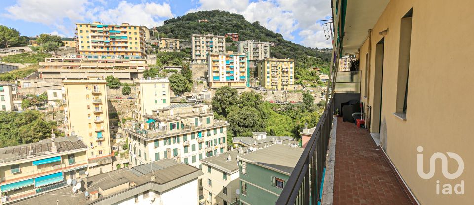Three-room apartment of 56 m² in Genova (16144)