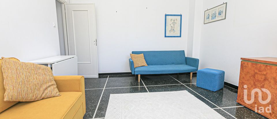 Three-room apartment of 56 m² in Genova (16144)