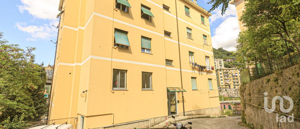 Three-room apartment of 56 m² in Genova (16144)